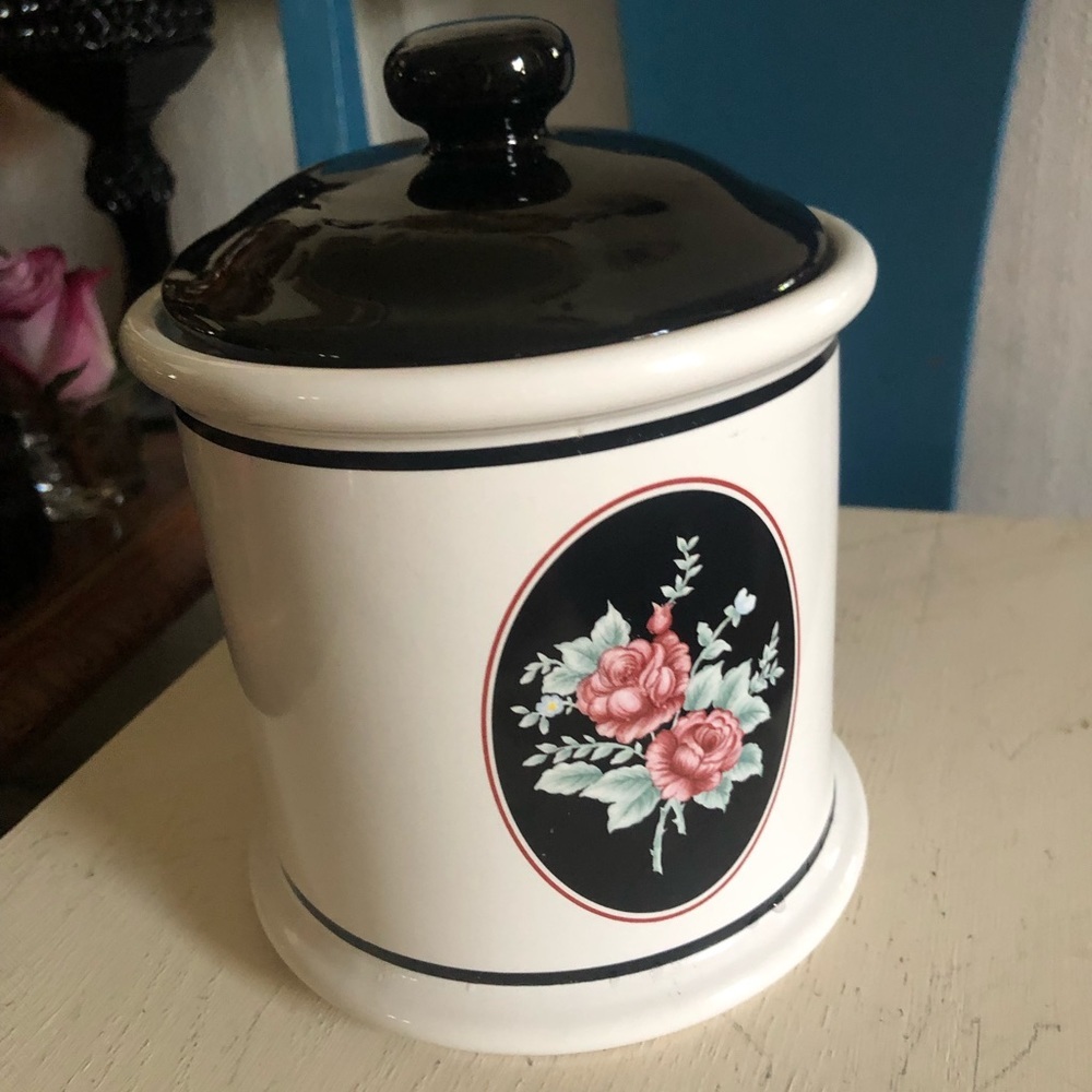Vintage Black & White Canister w Rose Motif